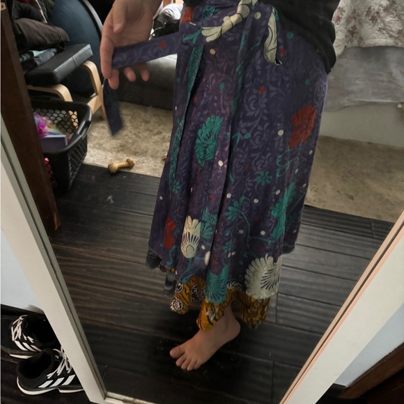 Silk sari wrap skirt - Picture 13 of 16